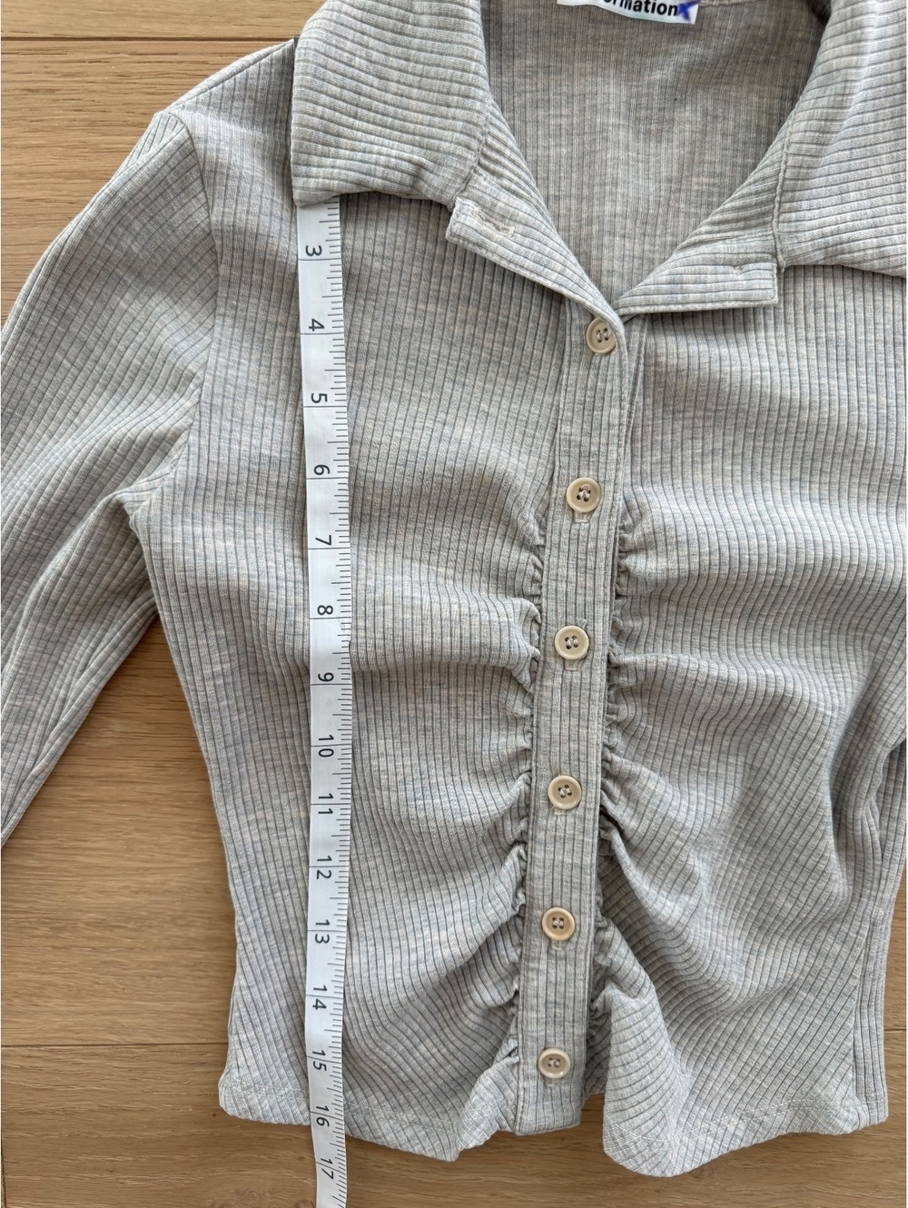 Reformation Gray Ribbed Ruched Button Front Collared Top XS - Picture 8 of 10